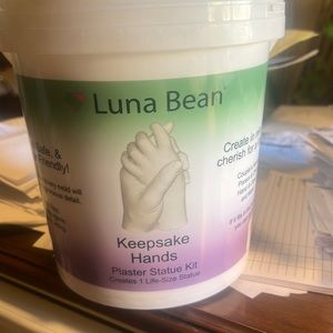 plaster statue kit for keep sake holding hands statue! new never opened